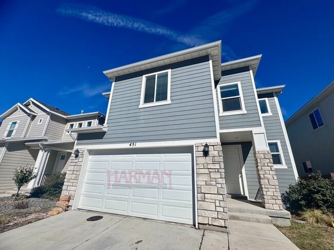 Building Photo - 451 E 280 N