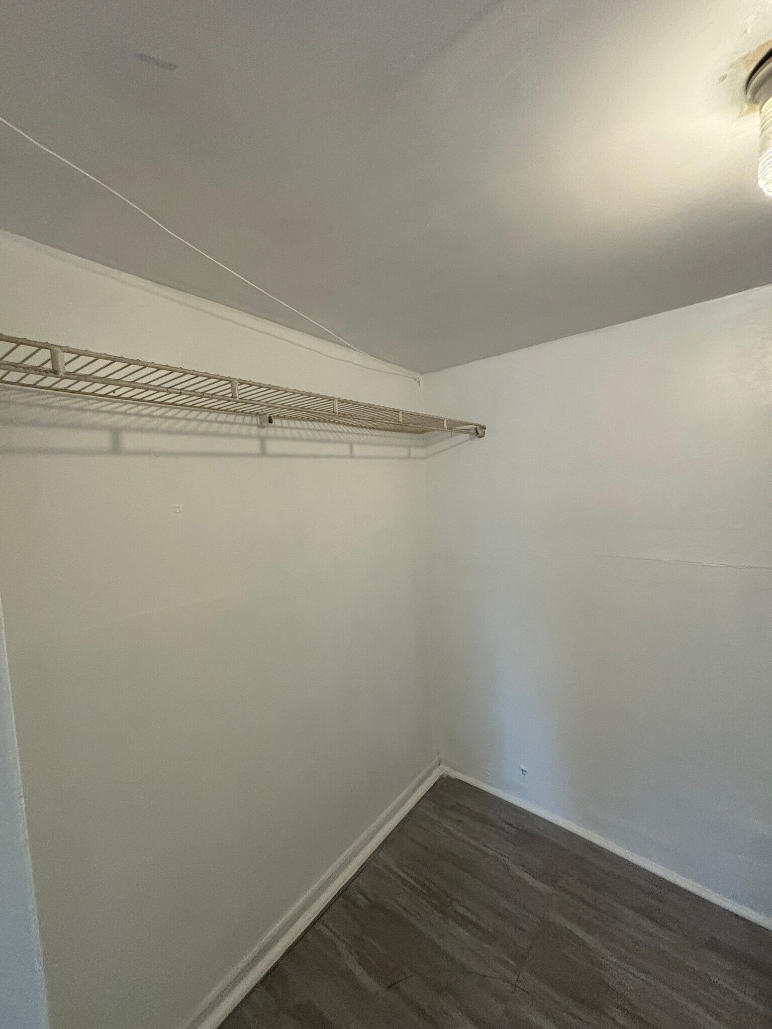 Building Photo - 8410 N Elmer St