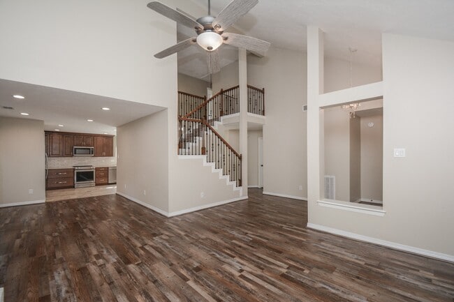 Building Photo - 12518 Dolgo Dr
