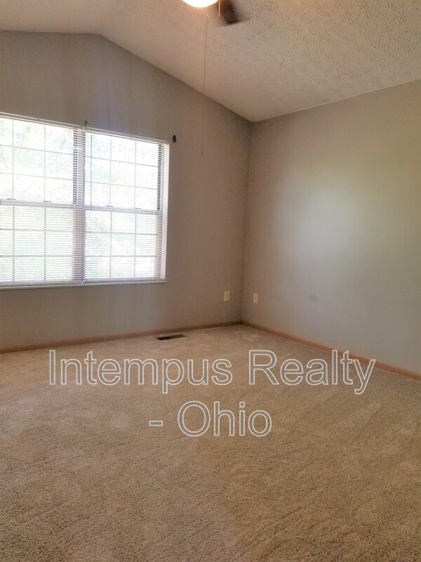 Building Photo - 5903 Brookmont Dr