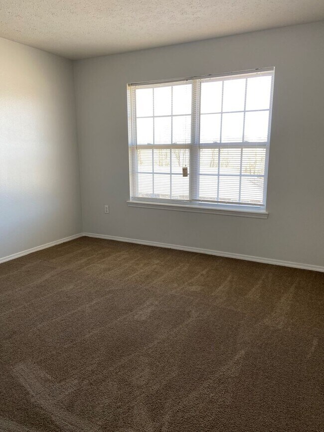 Building Photo - Condominium in Academy Commons