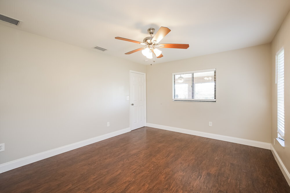 Building Photo - 25353 Doredo Dr