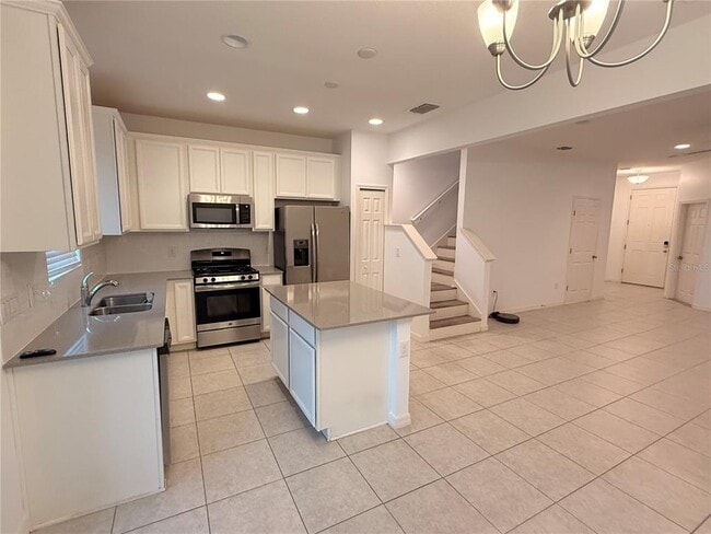 Building Photo - 6308 Camino Dr