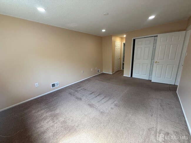 Building Photo - 1502 Edison Glen Terrace