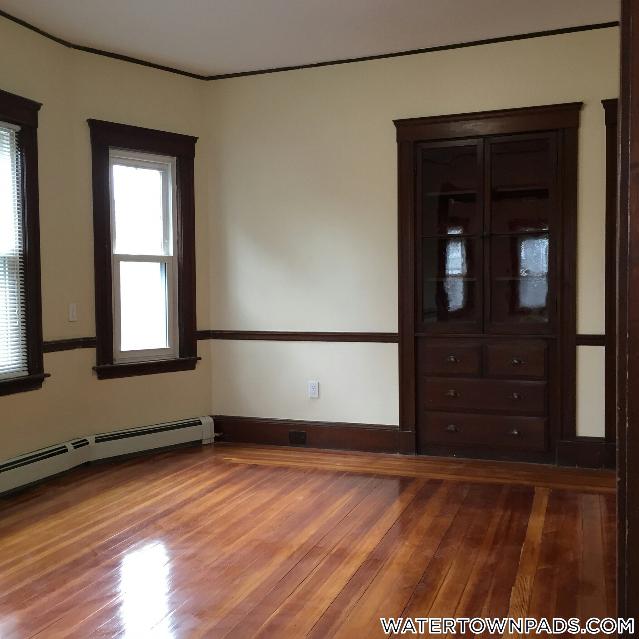 Building Photo - 126 Winsor Ave