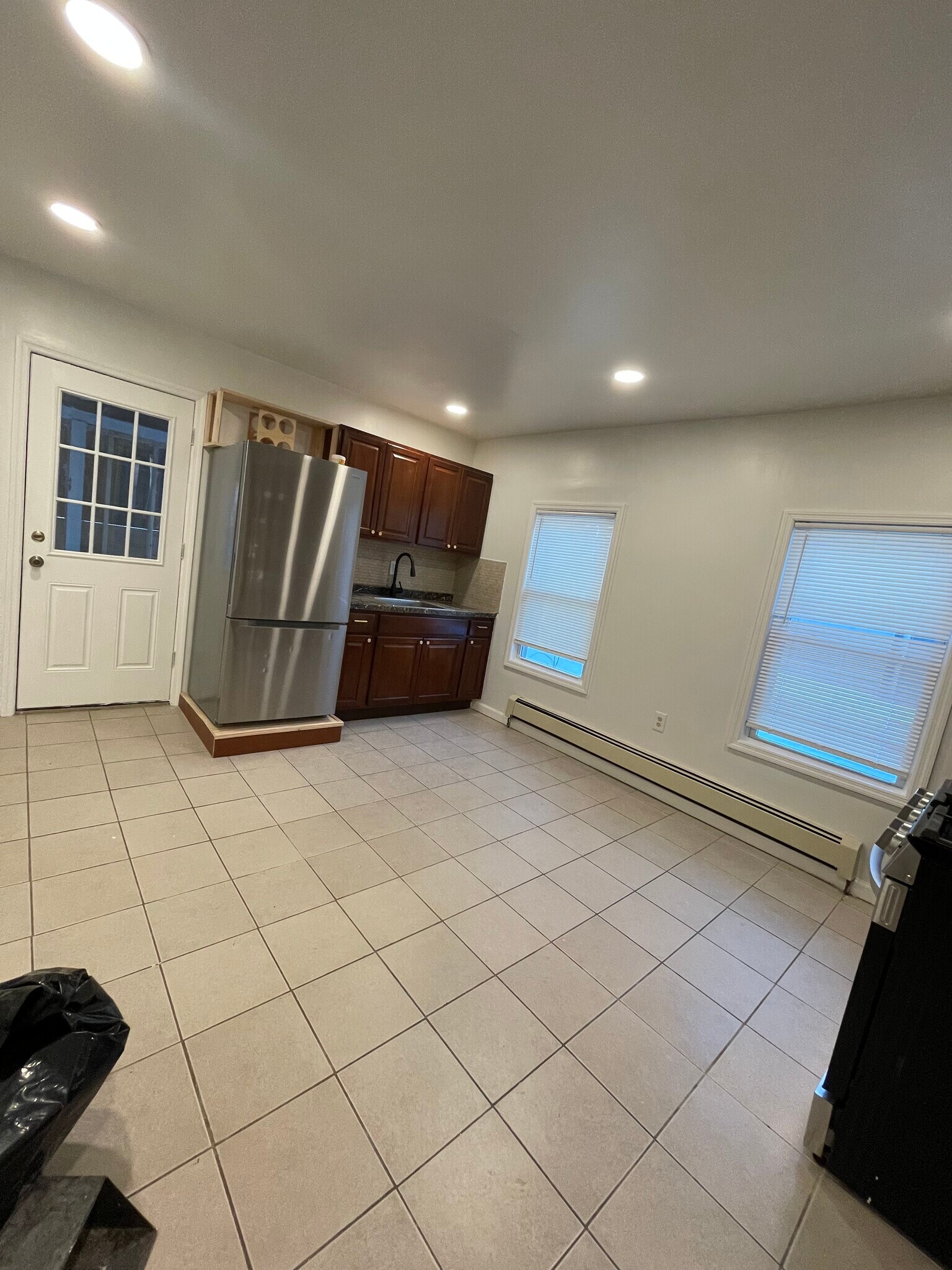 Building Photo - 49 Carroll St