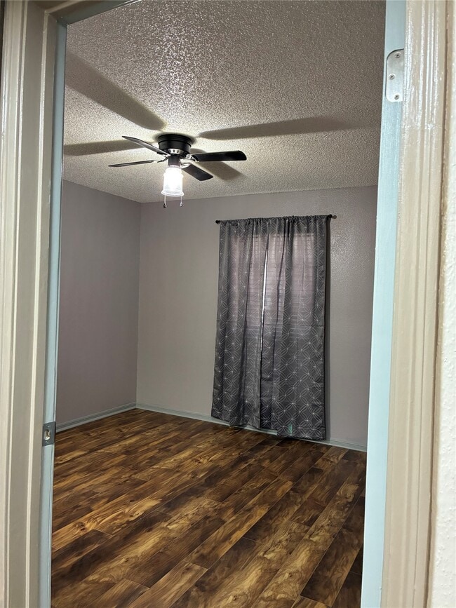Building Photo - 2120 El Paseo St