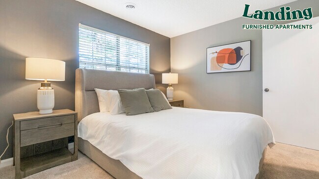 Building Photo - 1008 Village Green Crossing