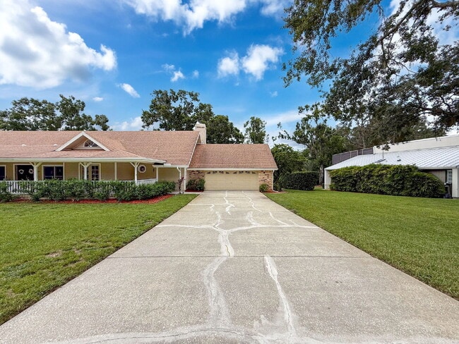 Building Photo - 1055 Riverside Ridge Rd