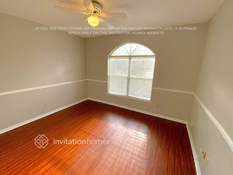 Building Photo - 1091 Larkspur Loop