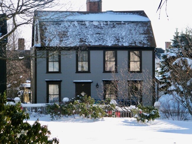 Building Photo - 47 Mill St