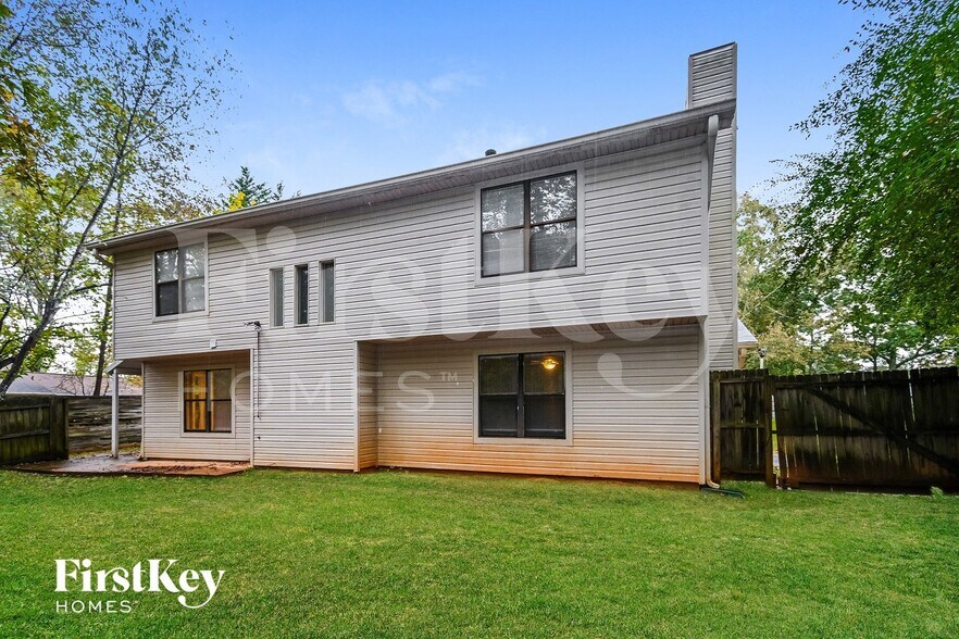 Building Photo - 6668 Windwood Cir