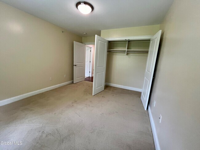 Building Photo - 74 Weibel Ave