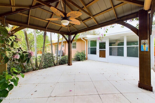 Building Photo - 1202 Yacht Club Blvd