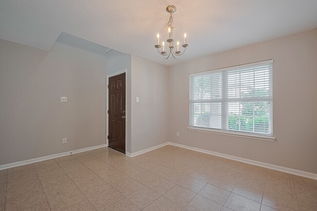 Building Photo - 9714 Angleside Ln