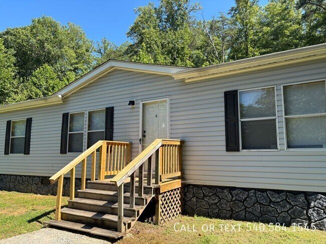 Building Photo - 6456 Back Creek Rd