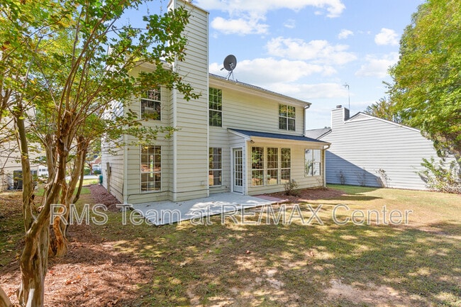 Building Photo - 3525 Park Bluff Ln NW