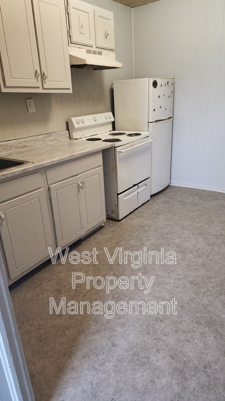 Building Photo - 422 City Ave