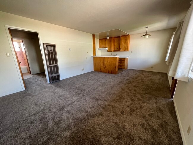 Building Photo - Coral Manor Apartments