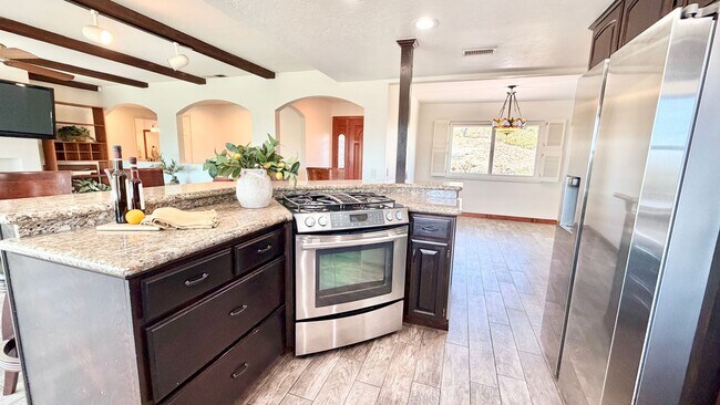 Building Photo - Beautiful Custom Single-Story Home on Gated Country Property with Spectacular Views & Pool!