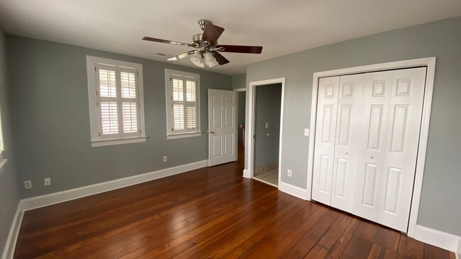 Building Photo - 3 Bedroom 2.5 Bath House in Radcliffeborough - Downtown Charleston