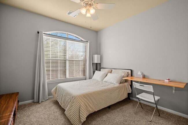 Building Photo - 3545 Dolomite Trail