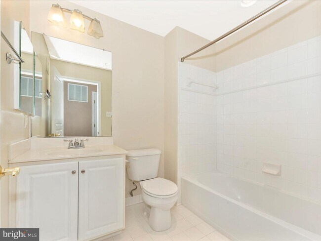 Building Photo - 1868 Monocacy View Cir