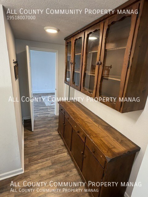 Building Photo - 2956 Mission Village Dr