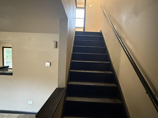 Building Photo - 3622-28 East 9th Avenue