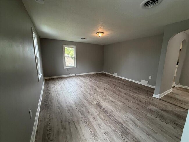 Building Photo - 3224 Brodhead Rd