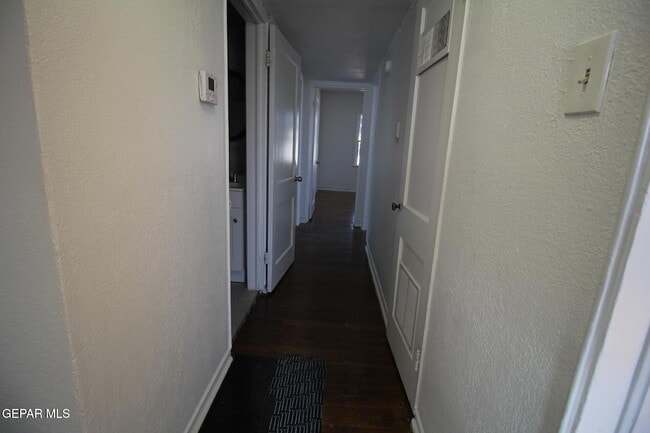 Building Photo - 3200 Richmond Ave