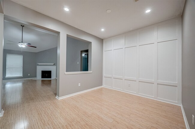 Building Photo - 2802 Burgess Hill Ct