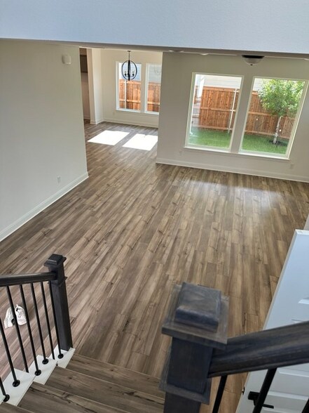 Building Photo - 13369 Hedgebrook Pl