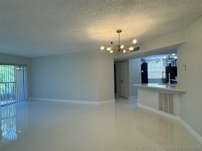 Building Photo - 8891 Wiles Rd