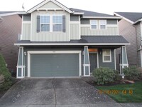 Building Photo - 4 Br 2.5 bth Plus Loft!  Large Rooms, 2 ca...