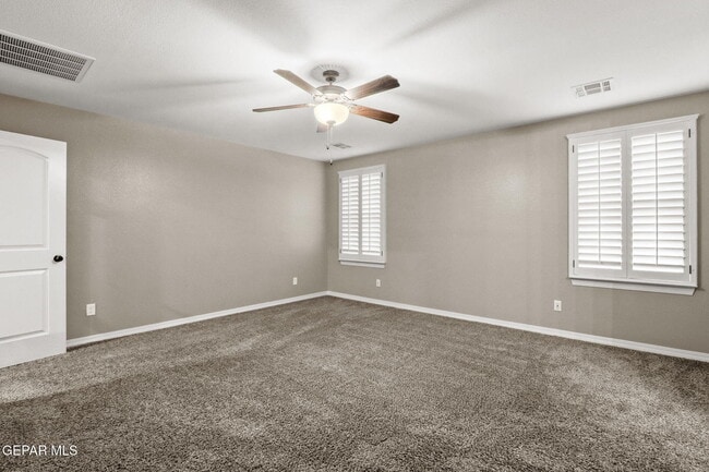 Building Photo - 4521 Marisabel Azcarate St