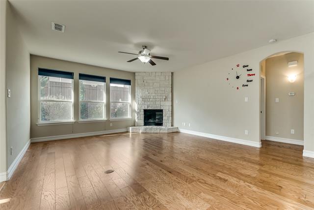 Building Photo - 660 Hobie Point Dr