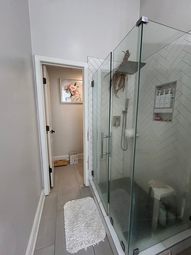 Building Photo - 2535 Village Creek Landing SE