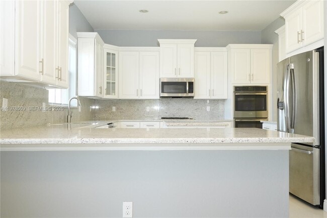 Building Photo - 9701 Blue Isle Bay