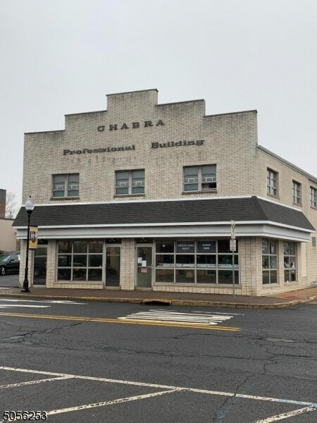 Primary Photo - 215 S Main St