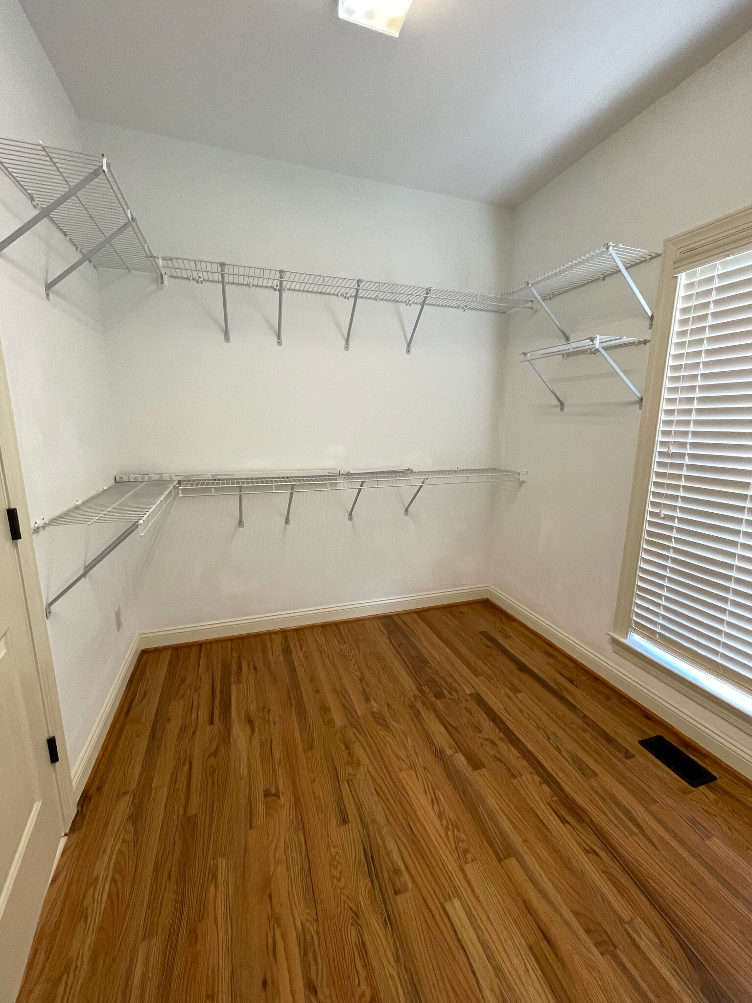 Building Photo - 545 Legacy Dr