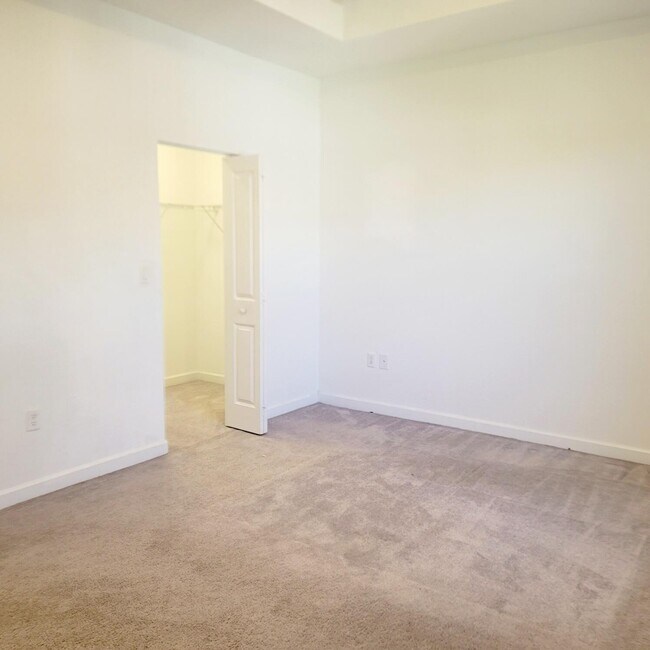 Building Photo - 28708 SW 133rd Ct