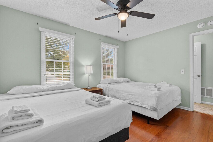 Building Photo - 2205 Cardington Dr