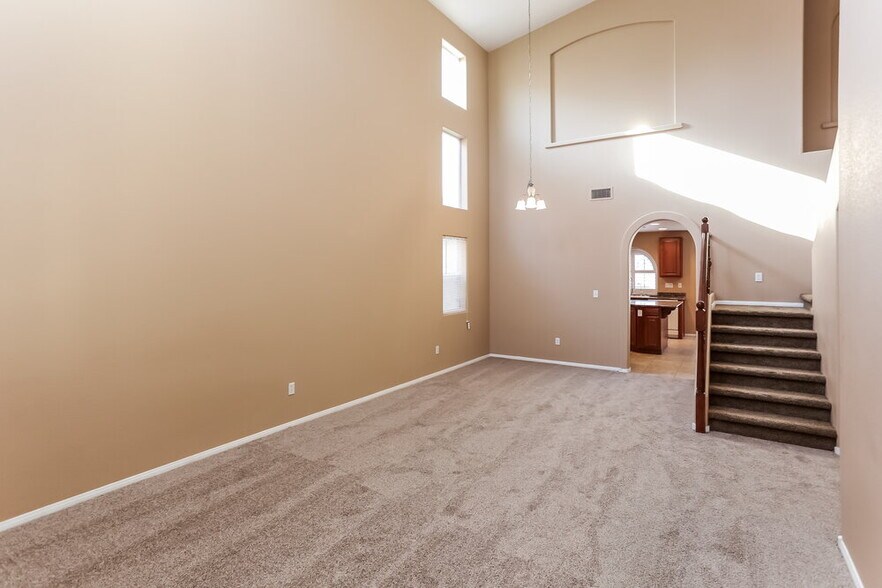 Building Photo - 408 Orchid Oasis Ave