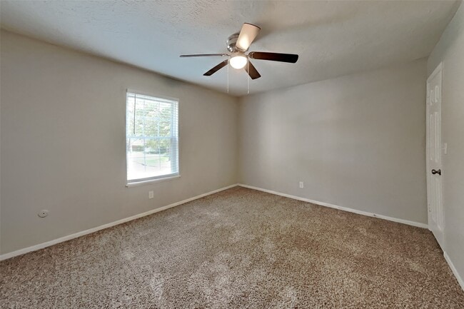 Building Photo - 20206 Monkswood Dr