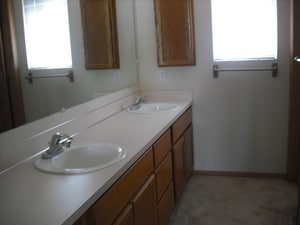 Building Photo - Huge deck, triple car garage/RV parking, storage