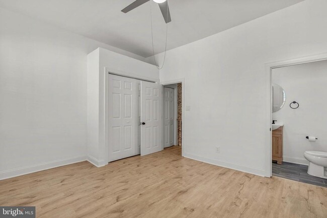 Building Photo - 306 Mifflin St