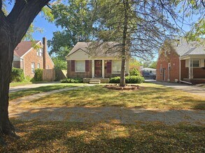 Building Photo - 17620 Lenore Ave