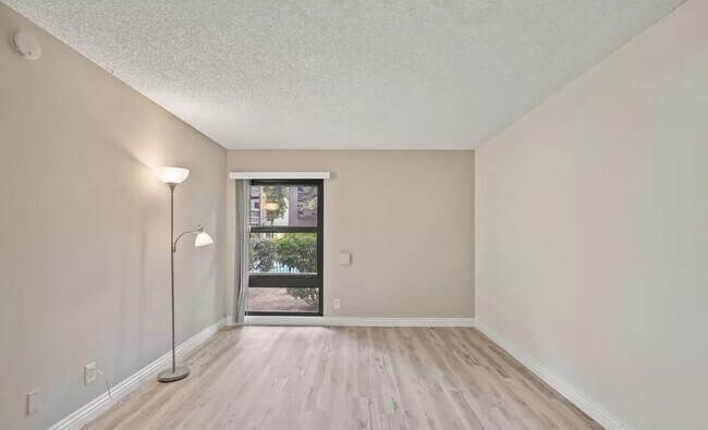 Building Photo - 7740 Redlands St