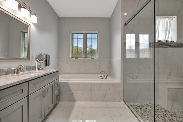 Building Photo - 10231 176th Ln N